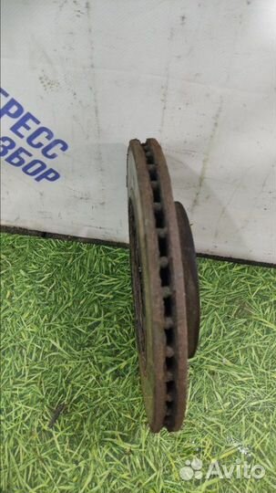 Тормозной диск передний правый Ford Fusion хэтчбек