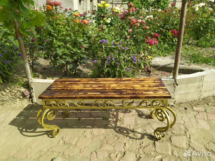 Кованая скамейка