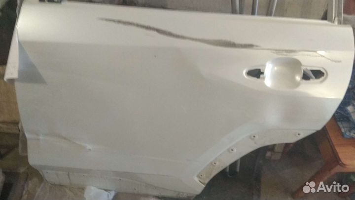 Дверь задняя левая Toyota Rav4 V