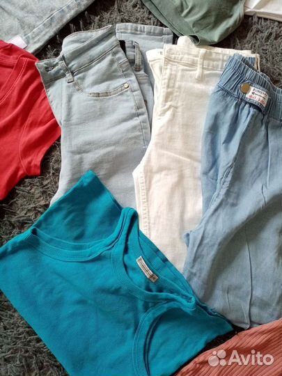 Пакет вещей на 40-42,можно на девочку11-14лет