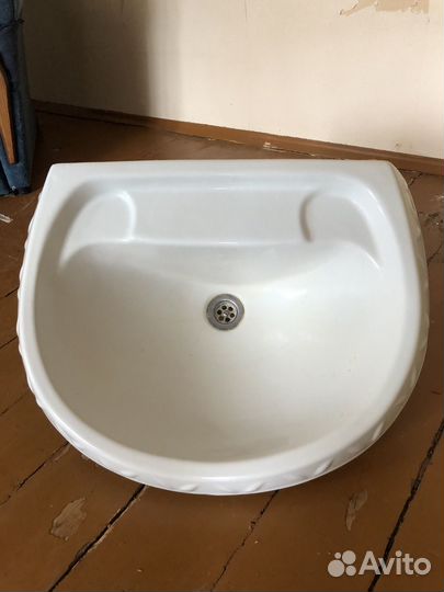 Раковина в ванную б/у бесплатно