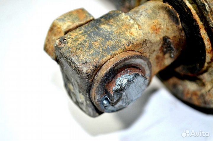 Реактивная тяга ведущего моста iveco Stralis (01.0