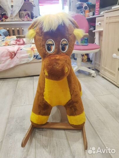 Детская качалка лошадь