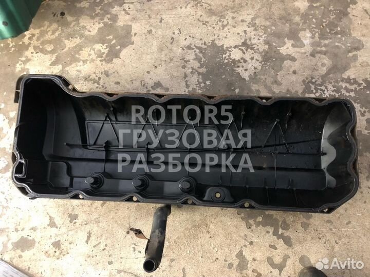 Клапанная крышка Renault Magnum 4 2007 20494859