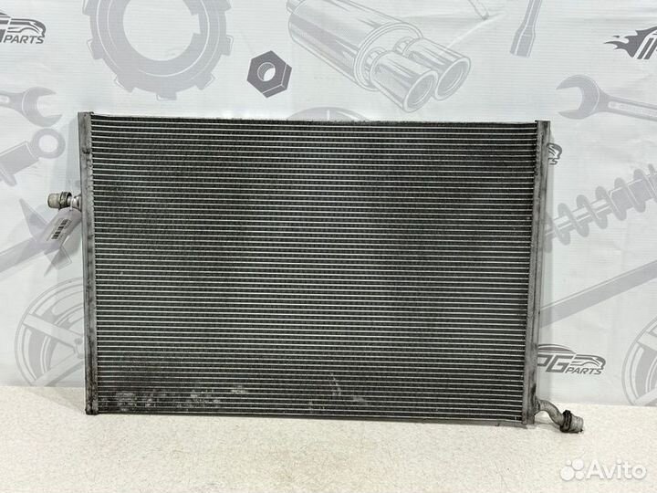 Радиатор низких температур Mercedes-Benz C W205