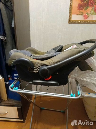 Коляска 3 в 1 с автолюлькой