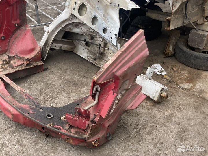 Усилитель бампера Передний Sprinter classic