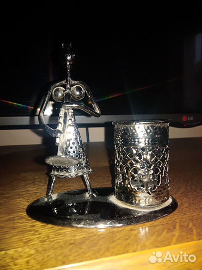 Статуэтки из металла 