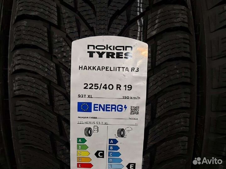 Nokian Tyres Hakkapeliitta R3 225/40 R19 93T