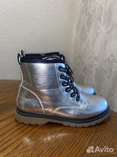 Ботинки на девочку