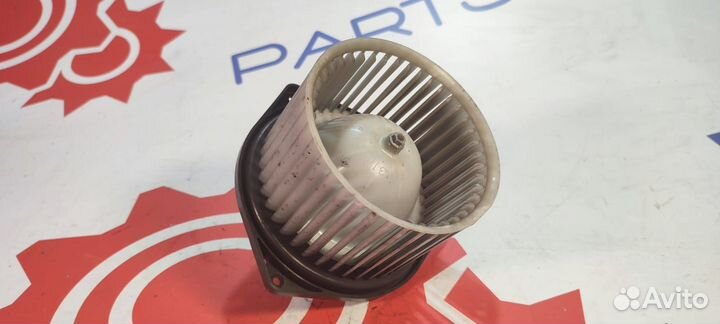 Мотор отопителя Mitsubishi Outlander XL