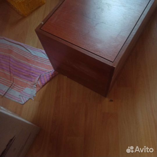 Полка настенная