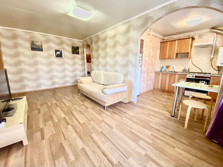 2-к. квартира, 44 м², 3/5 эт.