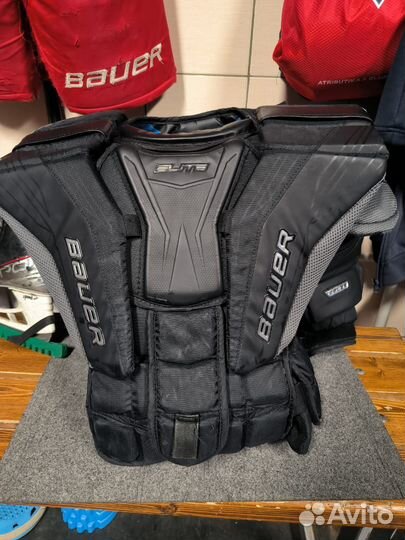 Вратарский нагрудник elete Bauer Int L