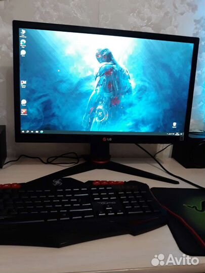 Монитор для компьютера 22 дюйма