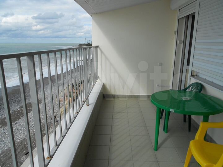 Комната 50 м² в 1-к., 1/4 эт.