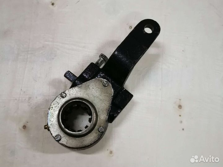 Рычаг тормоза (зад. левый) 55113502237, шт