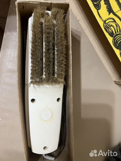 Электрощетка-пылесос из прошлого