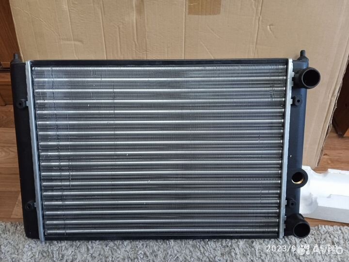 Радиатор охлаждения гольф 3