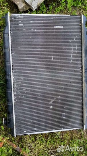 Радиатор Nissan murano 50