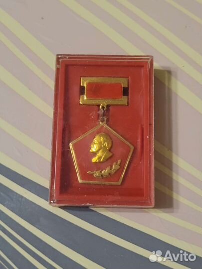 Значок медаль 