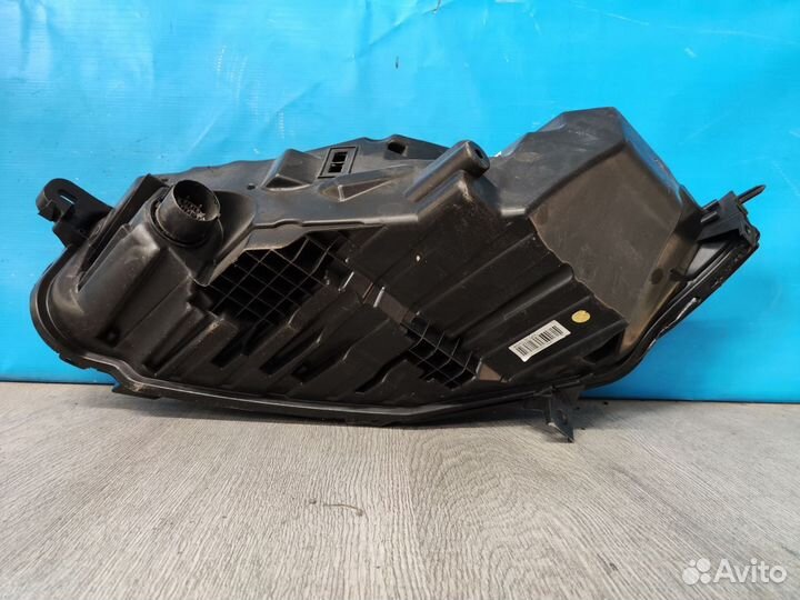 Фара правая Jaguar XF 2 2015