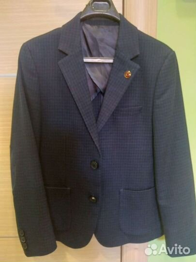 Пиджак для мальчика 128