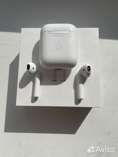 Apple Airpods 2 Wireless Case, A2032, оригинал