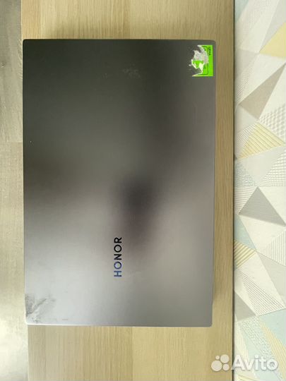 Продам ноутбук Honor