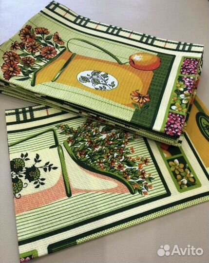 Полотенце вафельные (новые) в ассортименте