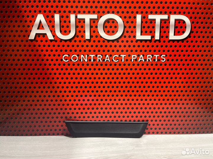 Накладка на порог салона задняя правая Lexus Rx 4