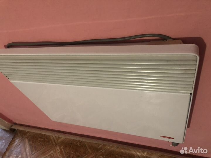 Конвектор электрический настенный