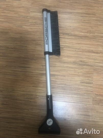Щетка автомобильная для снега Porsche Оригинал
