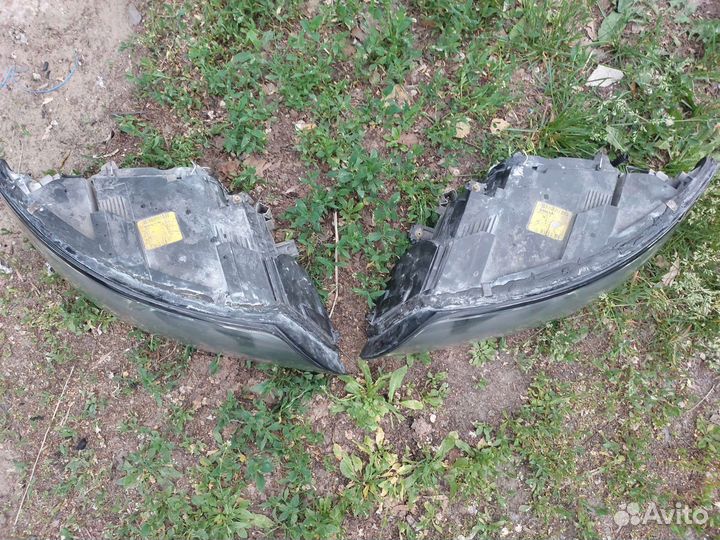 Фары Volvo S40ii