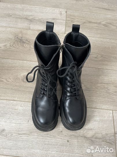 Ботинки женские демисезонные 39 размер