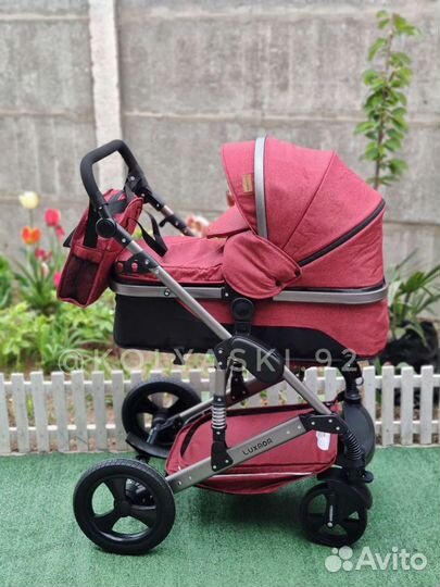Коляска Luxmom 555 red (2в1/3в1)