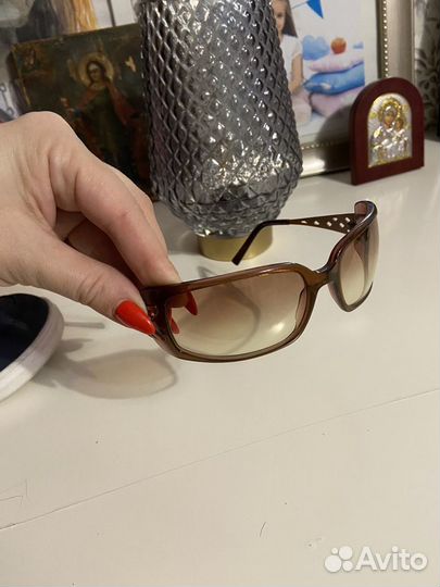 Солнцезащитные очки женские Salvatore Ferragamo