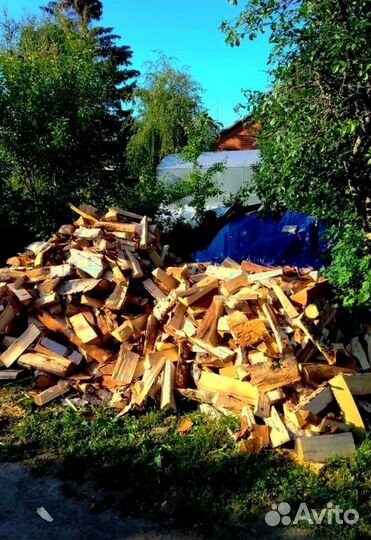 Дрова сухие навалом