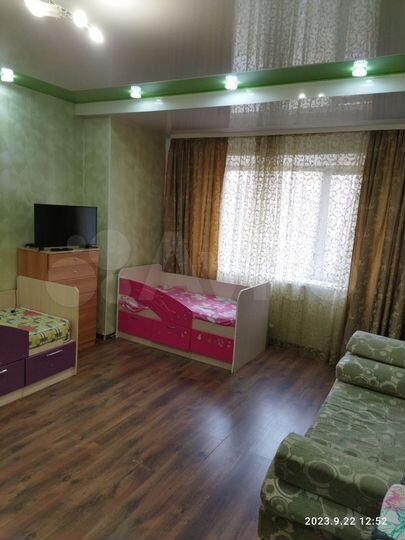 2-к. квартира, 61 м², 2/5 эт.