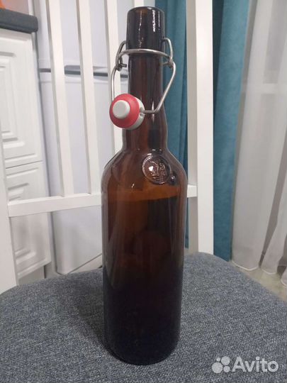 Бутылка с бугельной пробкой 0.75