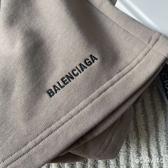 Шорты Balenciaga