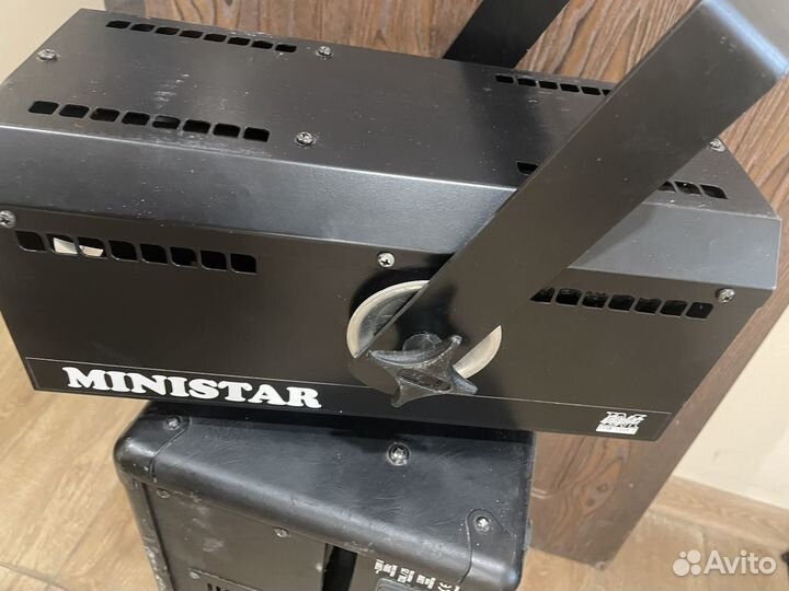 Световой прибор для дискотек