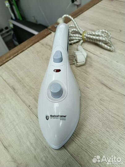 Паровой утюжок-отпариватель Swiss Home SH-6602