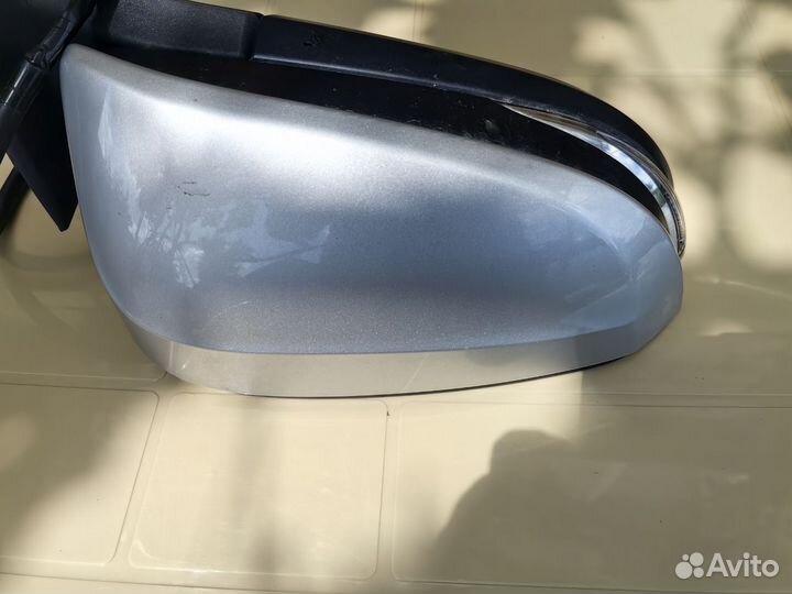 Зеркало заднего вида