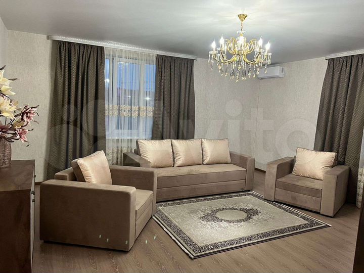 2-к. квартира, 70 м², 2/5 эт.