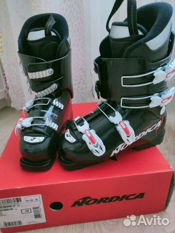 Горнолыжные ботинки