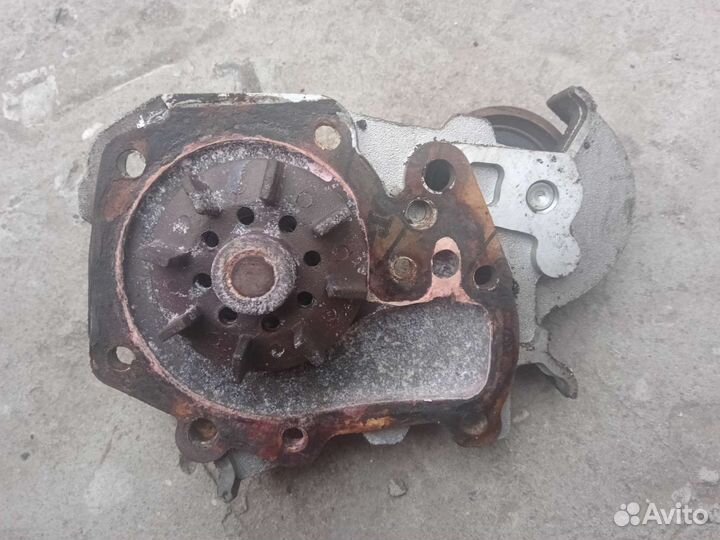 Помпа Рено Логан 1 (K7J)