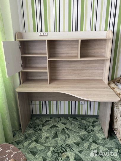 Компьютерный стол