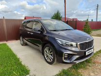 Kia Carnival 2.2 AT, 2018, 129 000 км, с пробегом, цена 2 795 000 руб.