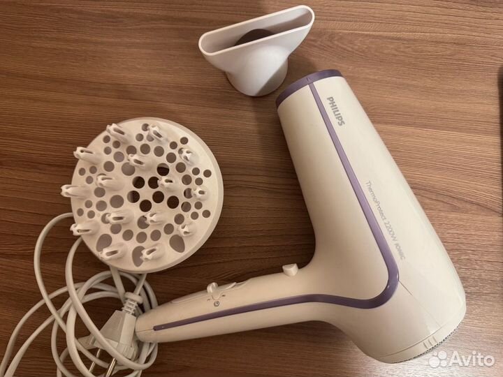 Фен Philips BHD 170